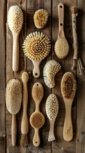 HORSE BRUSHES